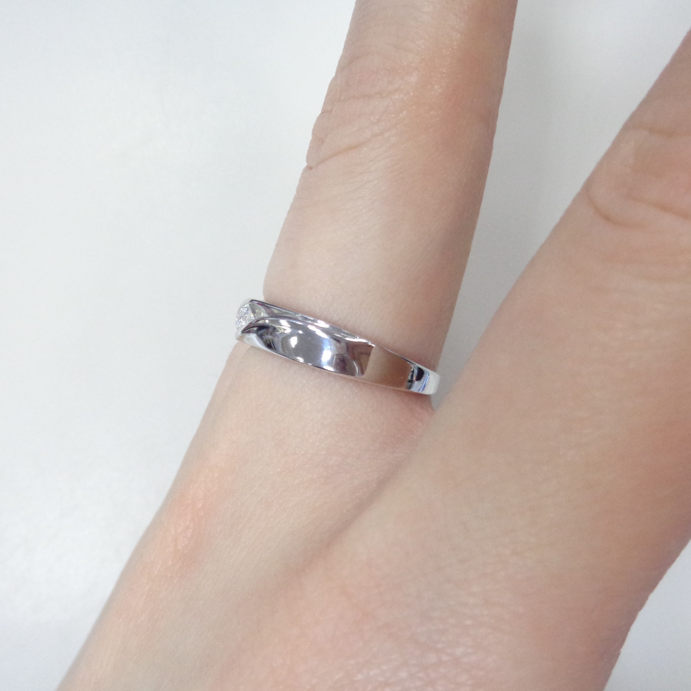 Золотое кольцо 585 пробы; белое золото; родий; вставки 1 Бр.Кр-57 0,109 3/6А